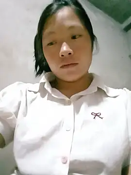 Snapshot of Micky_baby chatting on 06/26/26, 04:35 Micky baby online show from 06/26/26, 04:35