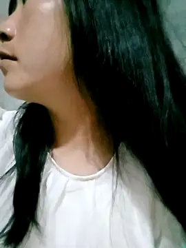 Snapshot of Micky_baby chatting on 04/18/26, 10:43 Micky baby online show from 04/18/26, 10:43