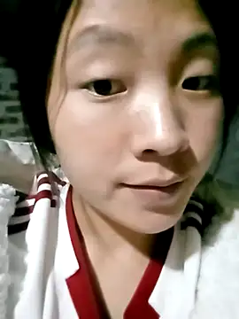 Snapshot of Micky_baby chatting on 11/12/25, 11:58 Micky baby online show from 11/12/25, 11:58