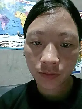 Snapshot of Micky_baby chatting on 05/16/26, 11:20 Micky baby online show from 05/16/26, 11:20