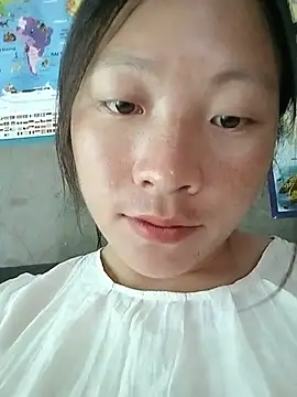 Snapshot of Micky_baby chatting on 05/18/26, 03:50 Micky baby online show from 05/18/26, 03:50