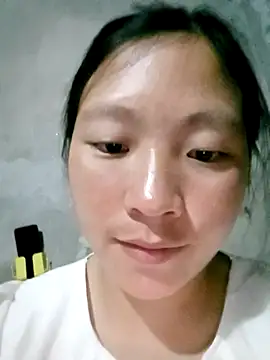 Snapshot of Micky_baby chatting on 04/18/26, 02:52 Micky baby online show from 04/18/26, 02:52
