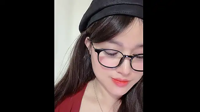 MiCandy-Lovee online show from 11/23/25, 06:07