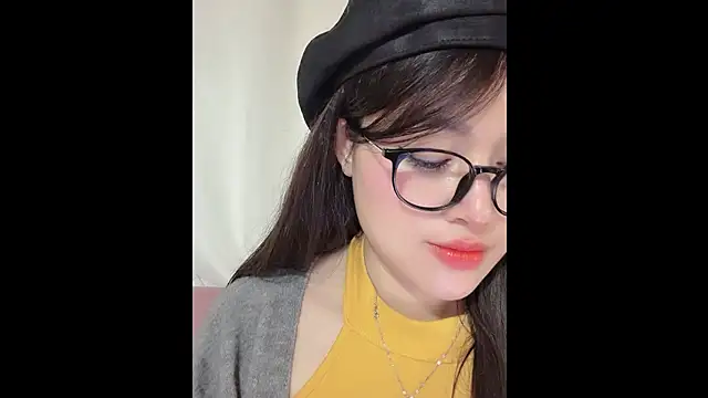 MiCandy-Lovee online show from 11/20/25, 06:08