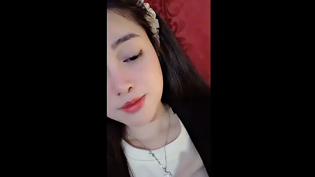 Snapshot of MiCandy-Lovee chatting on 02/10/26, 02:49 MiCandy-Lovee online show from 02/10/26, 02:49