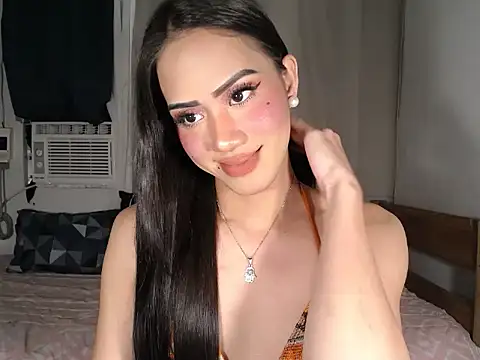 Snapshot of im_ur_wife69 chatting on 02/23/26, 05:57 im ur wife69 online show from 02/23/26, 05:57