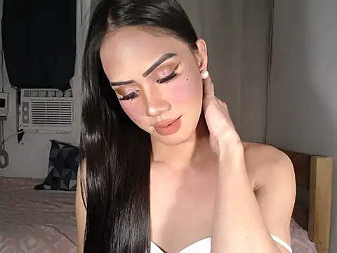 Snapshot of im_ur_wife69 chatting on 02/25/26, 03:45 im ur wife69 online show from 02/25/26, 03:45