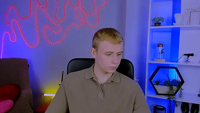 Snapshot of rafael_bien chatting on 07/08/26, 12:06 rafael bien online show from 07/08/26, 12:06