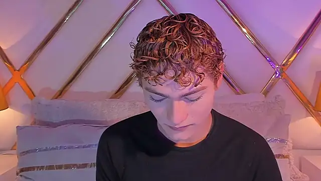 JacobRusso online show from 04/11/26, 09:18