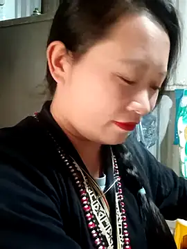 Snapshot of LyZii2k7 chatting on 11/16/25, 02:49 LyZii2k7 online show from 11/16/25, 02:49