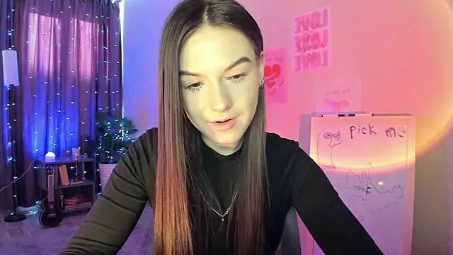 luna lust 212 online show from 03/23/26, 04:23