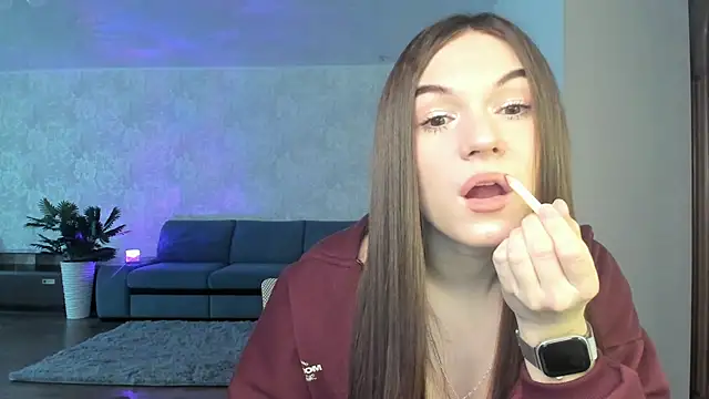 luna lust 212 online show from 04/07/26, 04:14