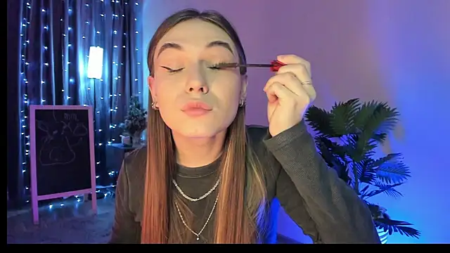 luna lust 212 online show from 02/08/26, 04:21