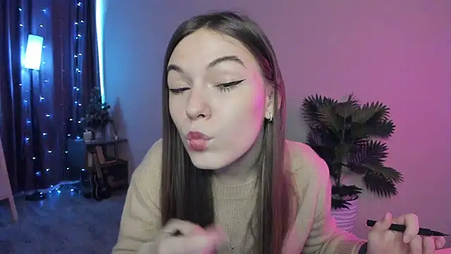 luna lust 212 online show from 02/17/26, 12:13