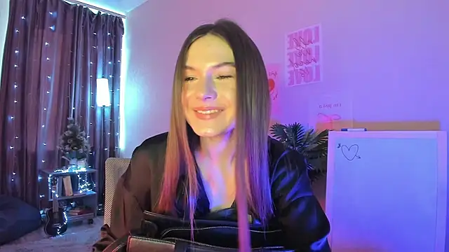 luna lust 212 online show from 03/16/26, 04:31