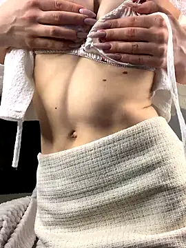 Shy Vivi online show from 11/28/25, 02:06