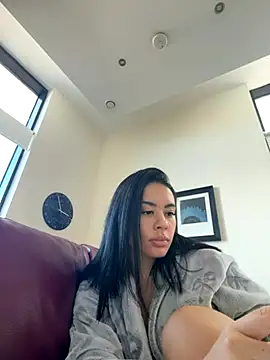 Snapshot of Maya_Murata chatting on 11/20/25, 02:51 Maya Murata online show from 11/20/25, 02:51