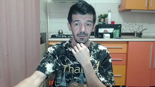 Dale E online show from 12/18/25, 05:23