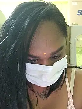 Dharshini98 online show from 01/14/26, 01:42