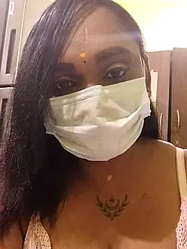 Dharshini98 online show from 01/14/26, 02:09