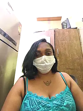 Dharshini98 online show from 12/15/25, 08:36