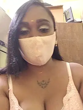 Dharshini98 online show from 01/08/26, 10:32