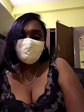 Dharshini98 online show from 02/06/26, 12:45