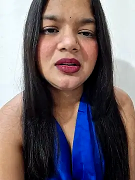 Snapshot of DIMPLE-GIRL88 chatting on 12/22/25, 06:02 DIMPLE-GIRL88 online show from 12/22/25, 06:02