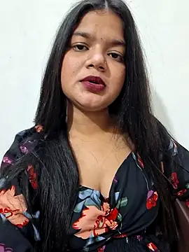 Snapshot of DIMPLE-GIRL88 chatting on 12/13/25, 08:04 DIMPLE-GIRL88 online show from 12/13/25, 08:04