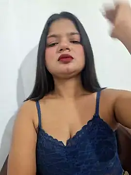 Snapshot of DIMPLE-GIRL88 chatting on 02/13/26, 08:31 DIMPLE-GIRL88 online show from 02/13/26, 08:31