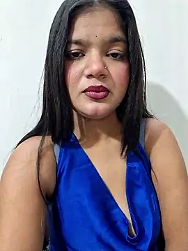 Snapshot of DIMPLE-GIRL88 chatting on 01/13/26, 01:15 DIMPLE-GIRL88 online show from 01/13/26, 01:15