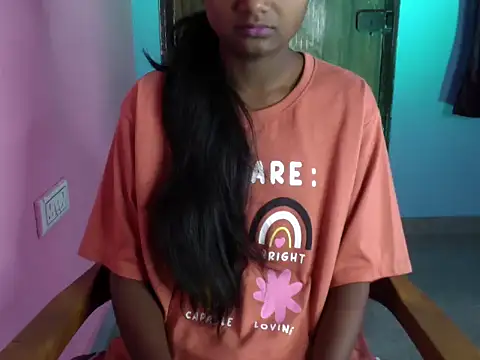 Riyya 00 online show from 11/19/25, 04:45