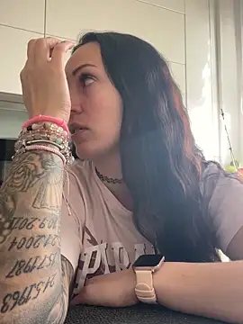 LolaSweetButPsycho7 online show from 03/25/26, 12:04