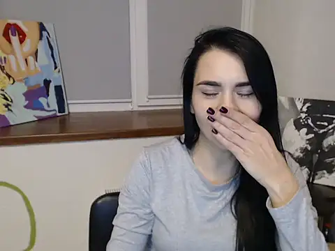 divina kira online show from 12/21/25, 01:35