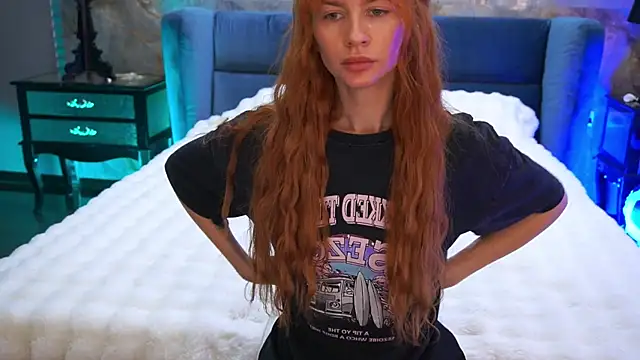 Snapshot of Nicol_Moonn chatting on 07/11/26, 01:44 Nicol Moonn online show from 07/11/26, 01:44