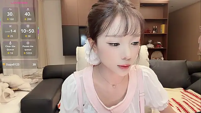 Butterbear online show from 12/01/25, 12:06