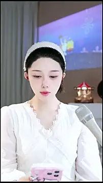 Snapshot of UUsweet chatting on 04/12/26, 05:00 UUsweet online show from 04/12/26, 05:00