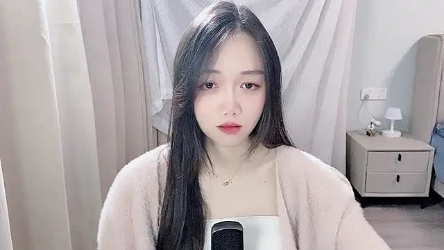 BoiI2u online show from 12/16/25, 03:16