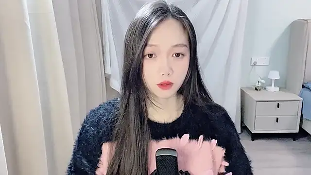 BoiI2u online show from 12/14/25, 03:17