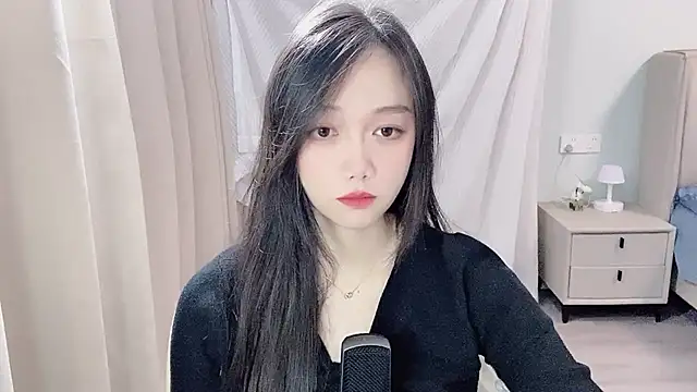 BoiI2u online show from 12/15/25, 03:18