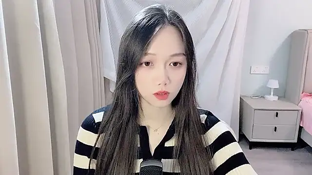 BoiI2u online show from 11/22/25, 03:22