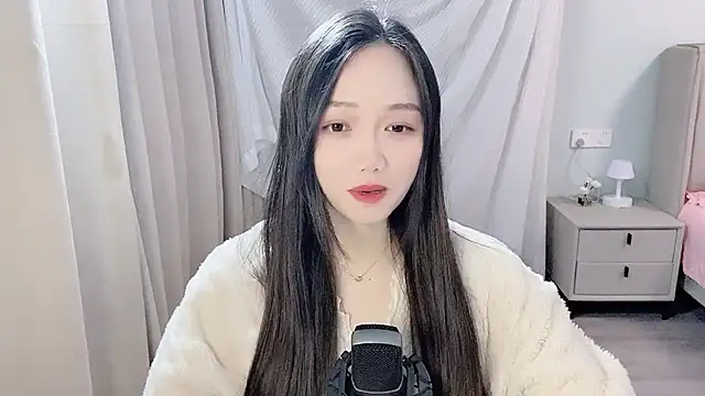 BoiI2u online show from 12/22/25, 03:23