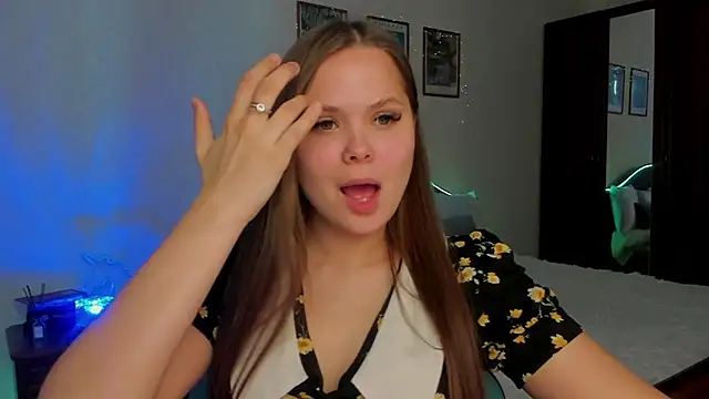 Kira love 81 online show from 03/21/26, 12:09