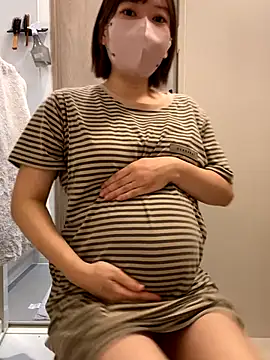 yun cute online show from 11/16/25, 01:05