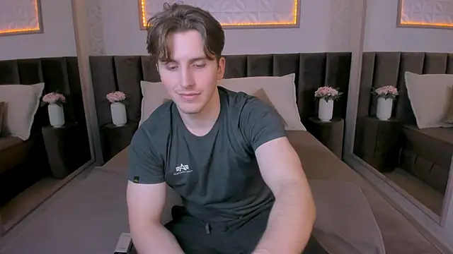 MarkYeti online show from 11/24/25, 07:08