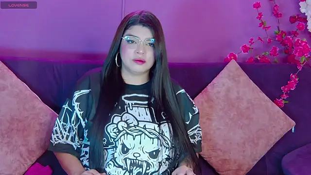 antonella contti  online show from 12/05/25, 08:17