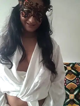 cameleonix18 online show from 11/19/25, 08:03