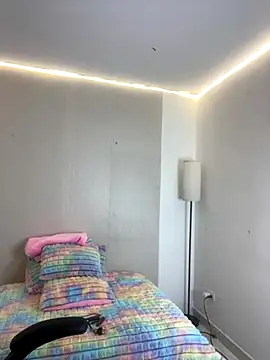 NinaSakura Eup online show from 11/27/25, 11:32