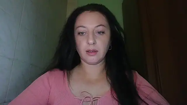 Snapshot of MelinaAx chatting on 11/14/25, 12:20 MelinaAx online show from 11/14/25, 12:20