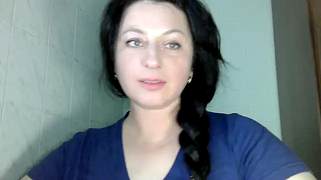 MelinaAx online show from 05/12/26, 07:42